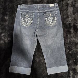 Women's Size 24 Old Skool Brand Capris